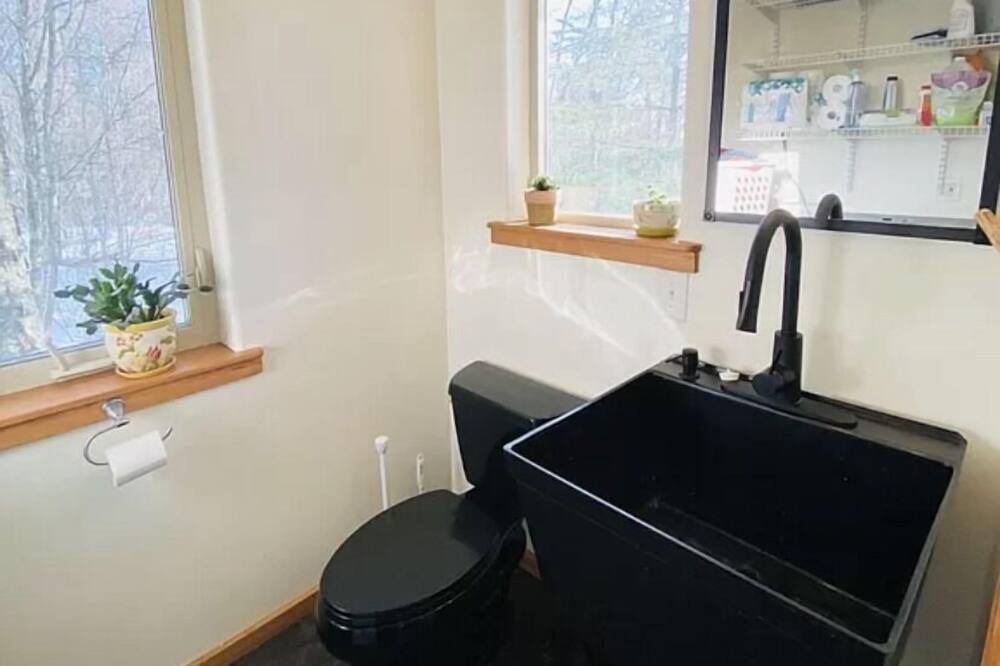 Photo of Bedroom in Kachemak