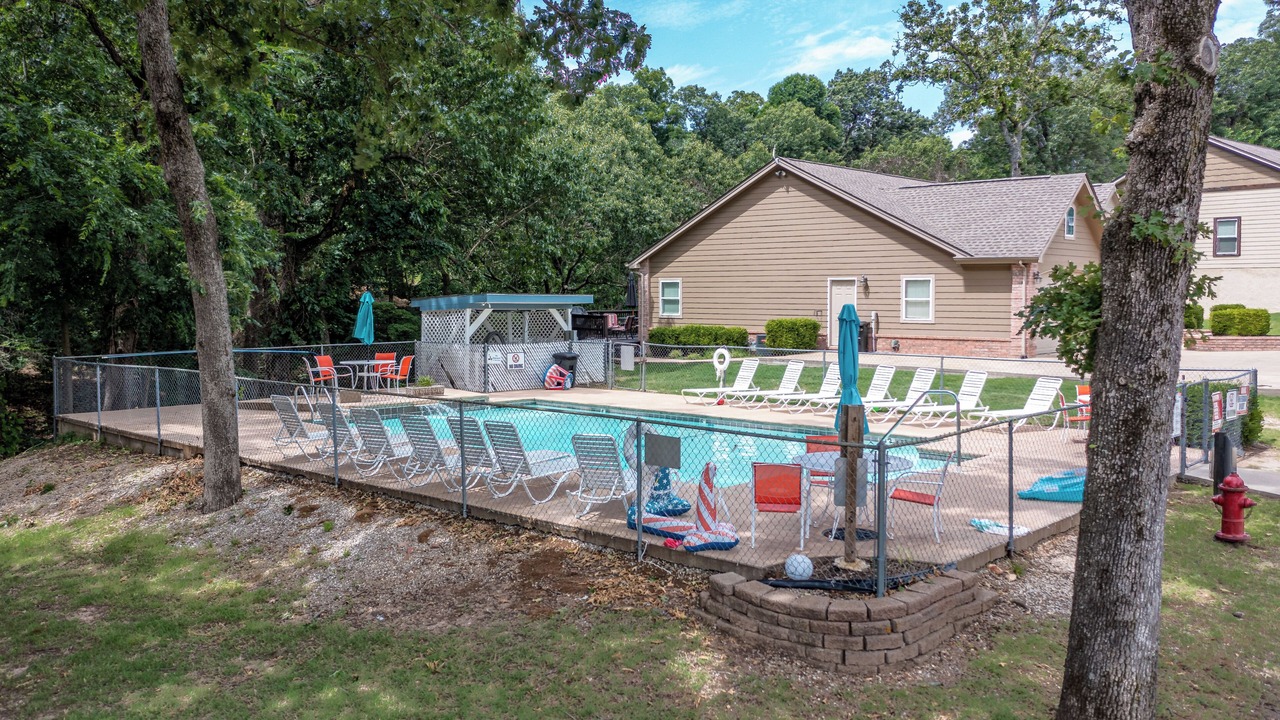 Photo of Outdoor in Grove
