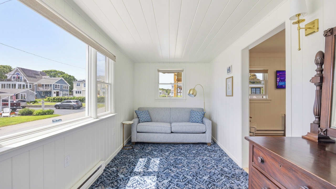 Photo of Bedroom in Higgins Beach