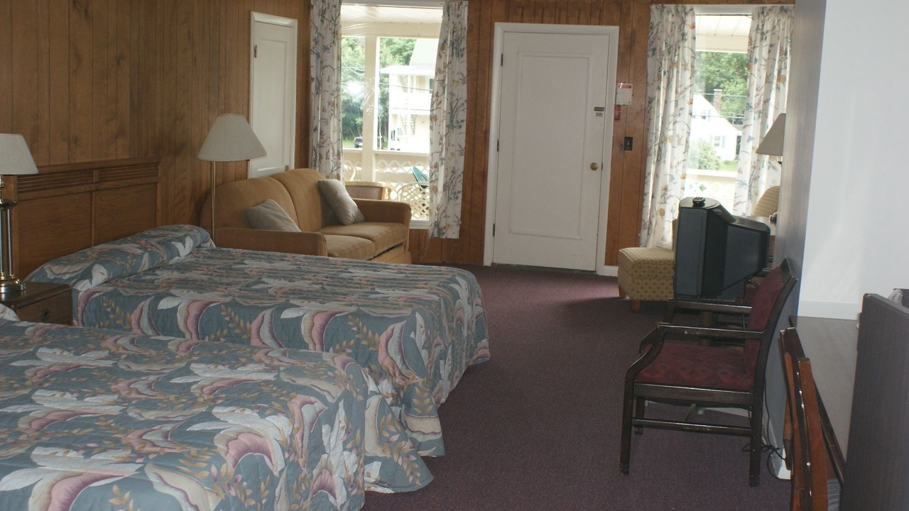 Photo of Bedroom in Upper Village