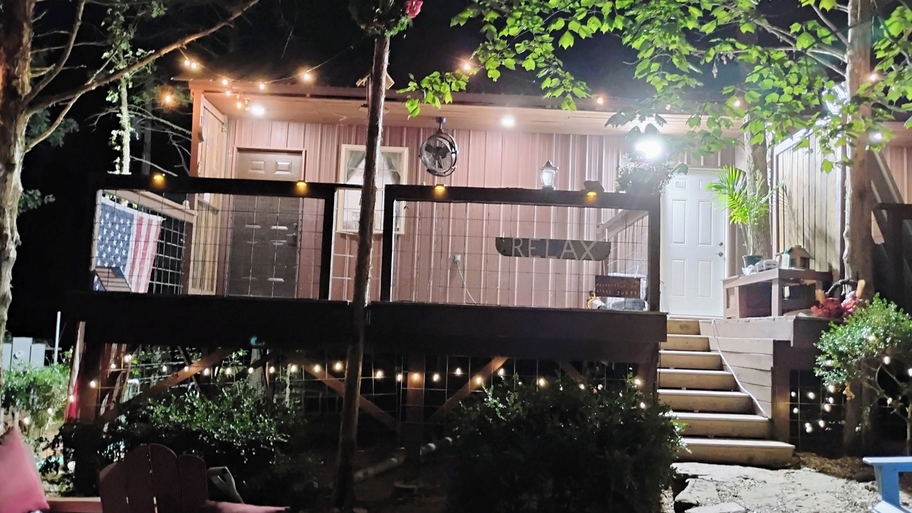 Photo of Patio Balcony in Natural Dam