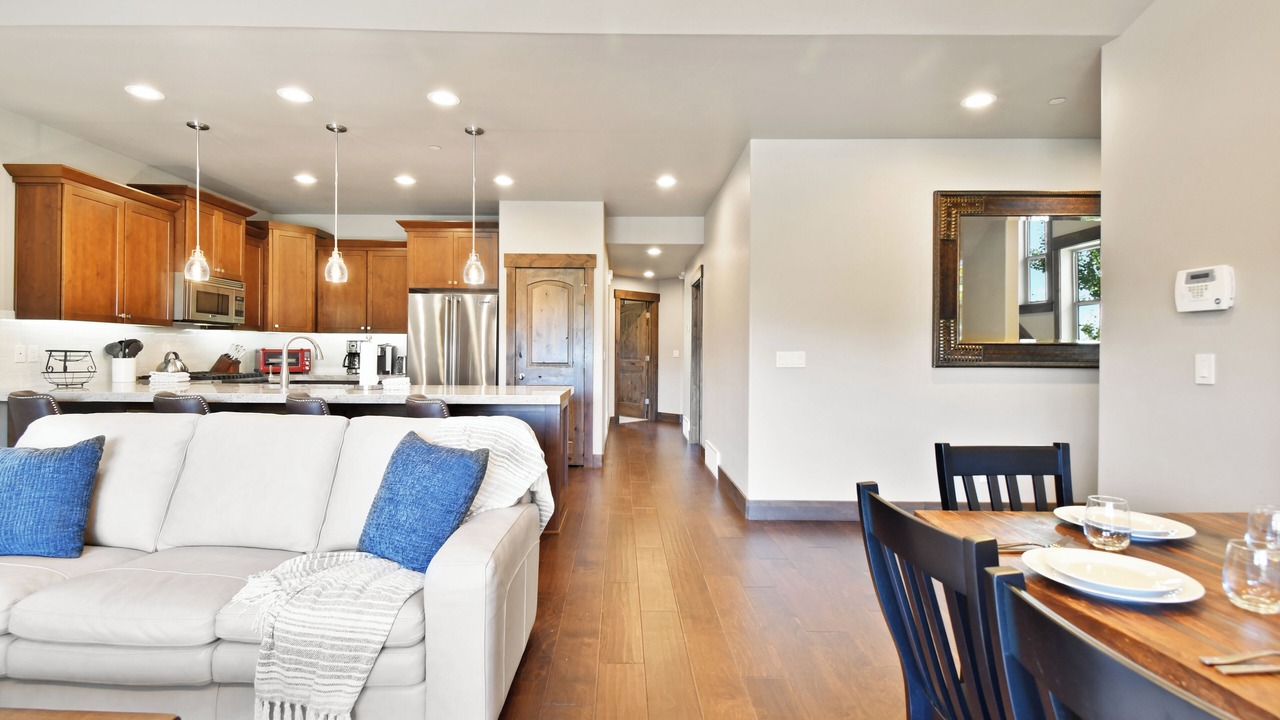 Photo of Livingroom in Snowbird