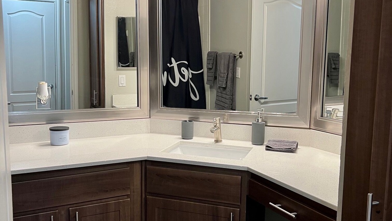 Photo of Bathroom in Uptown
