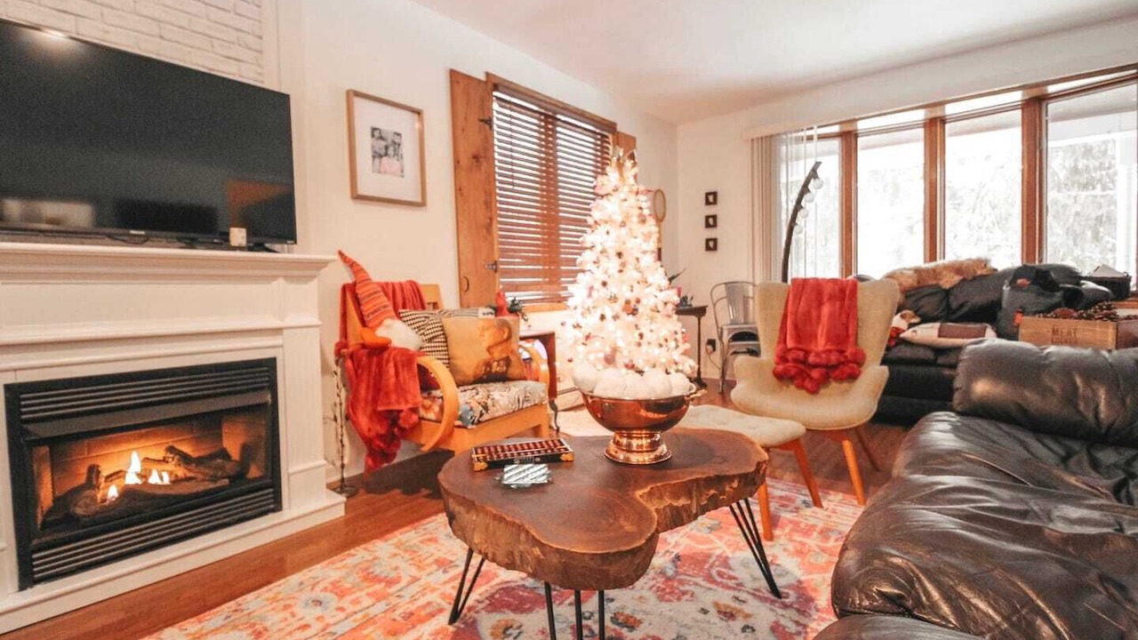 Photo of Livingroom in Ellicottville