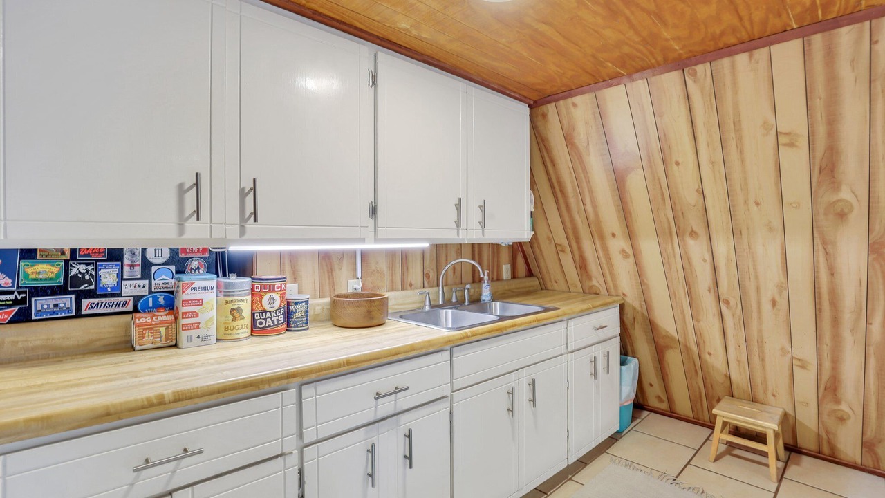 Photo of Kitchen in Nahunta