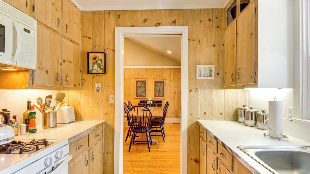 Photo of Kitchen in Mirror Lake