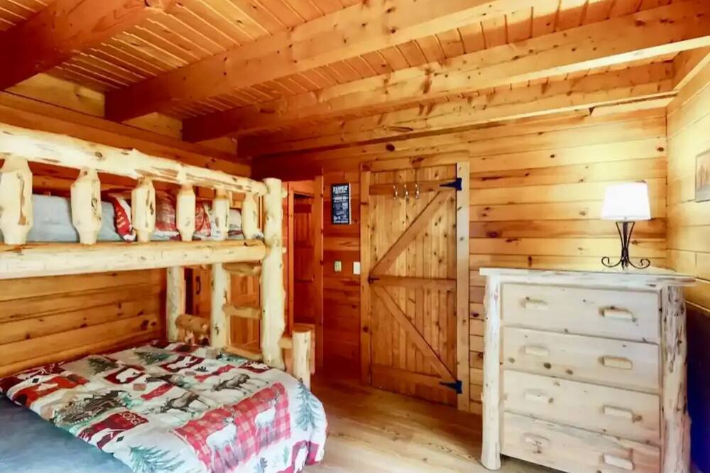 Photo of Bedroom in Trenton