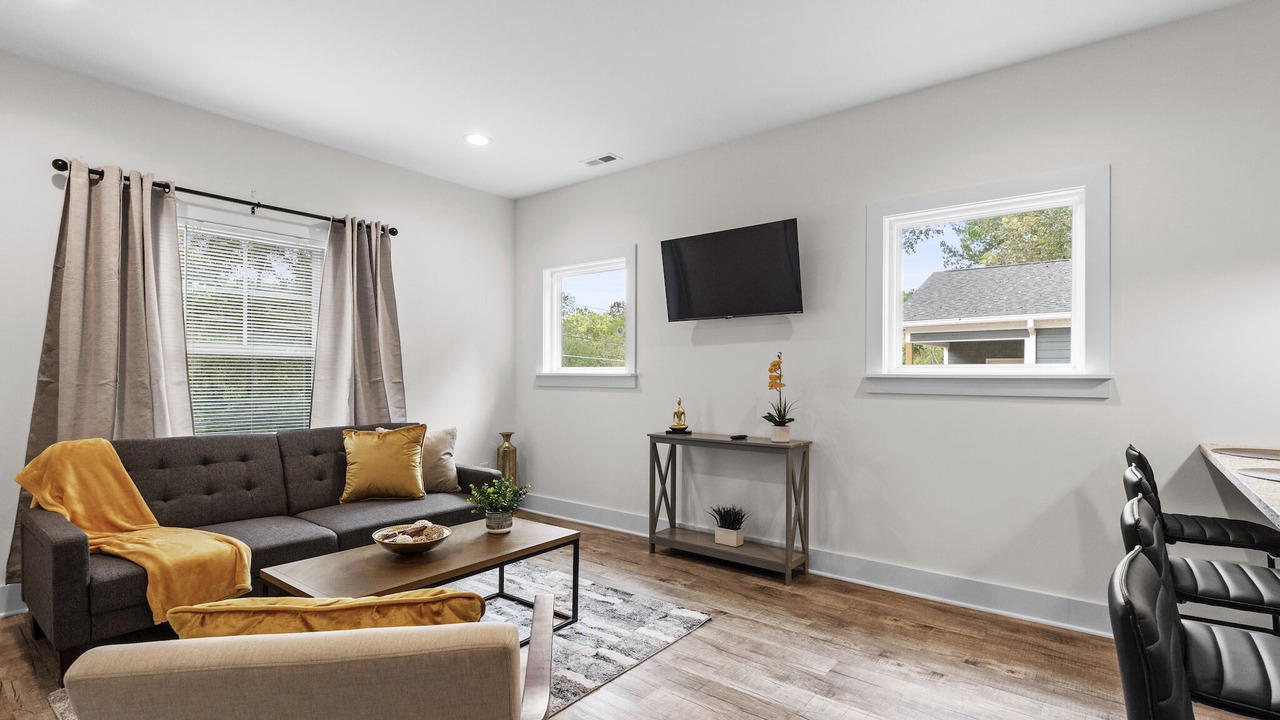 Photo of Livingroom in Lookout Valley Neighborhood Association