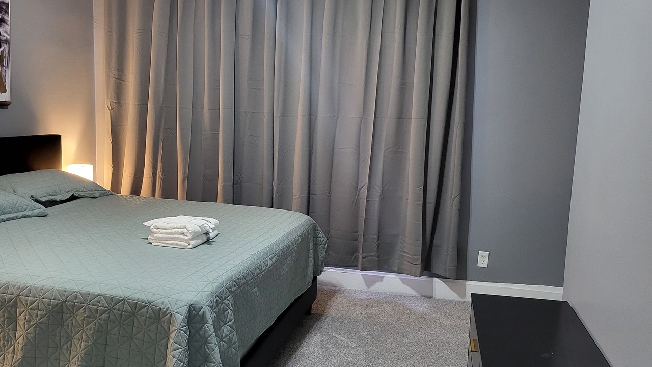 Photo of Bedroom in Old North Columbus