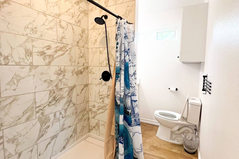 Photo of Bathroom in Aransas Pass