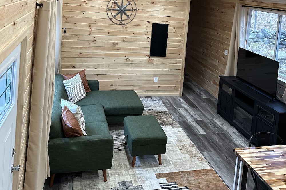 Photo of Livingroom in Turner