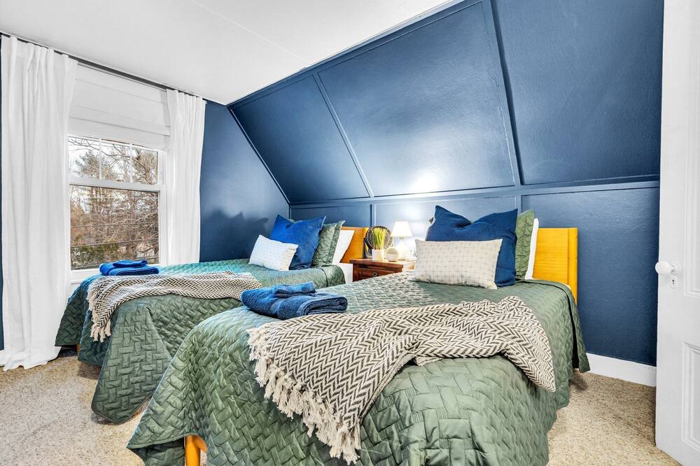 Photo of Bedroom in Somesville