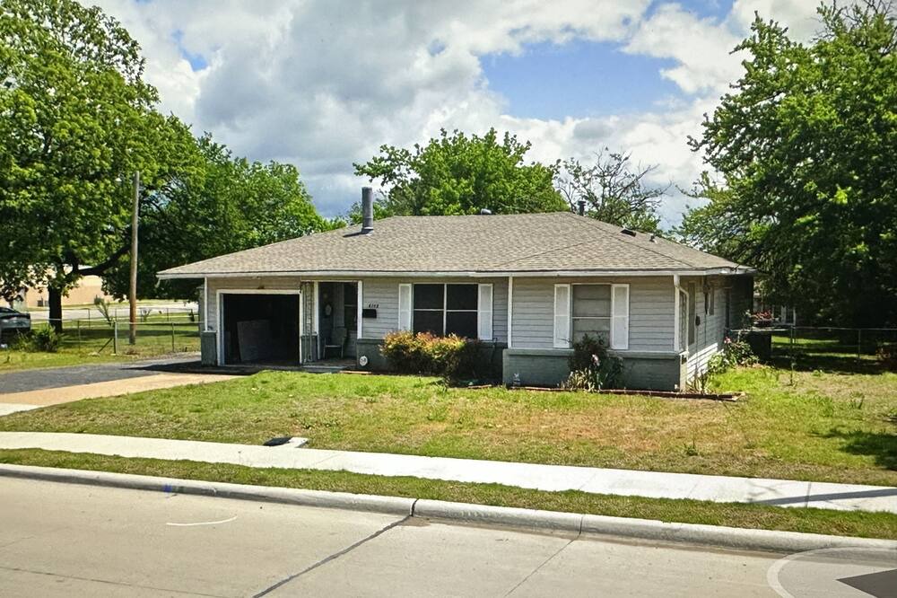 Photo of Outdoor in Greenville