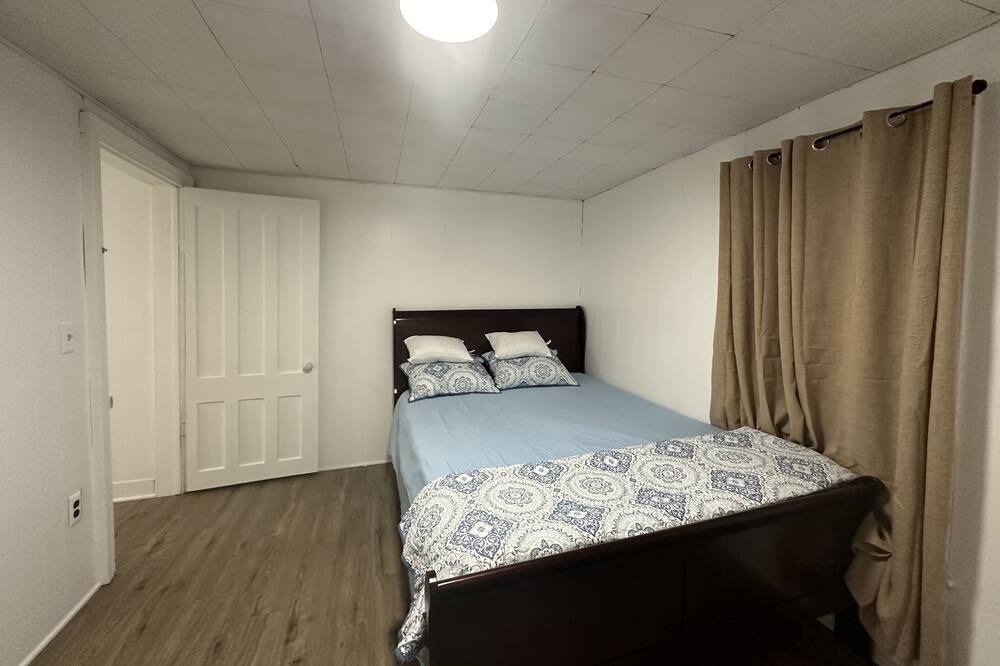 Photo of Bedroom in Binghamton