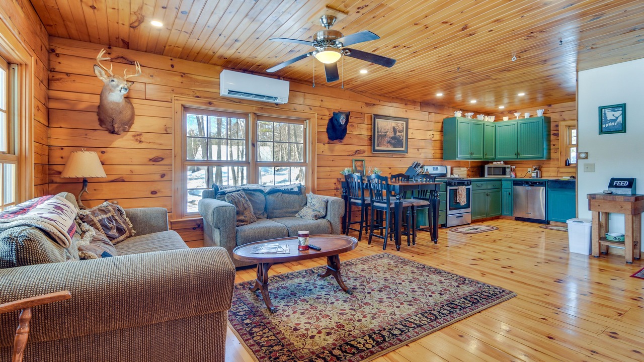 Photo of Livingroom in Bethel