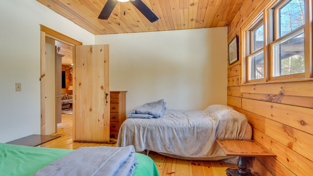 Photo of Bedroom in Bethel