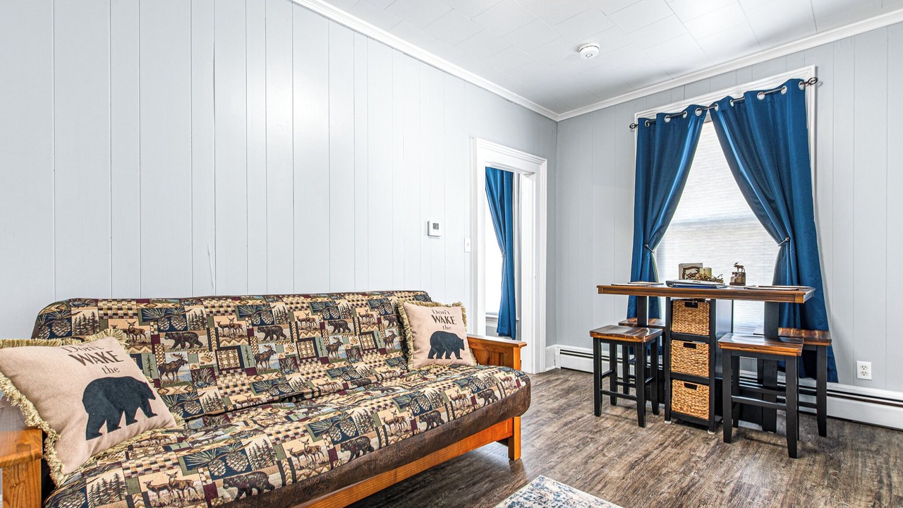 Photo of Livingroom in Colebrook