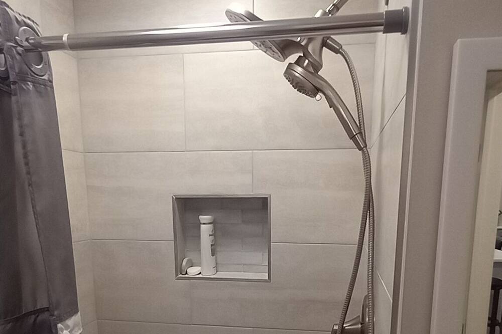 Photo of Bathroom in Fairview