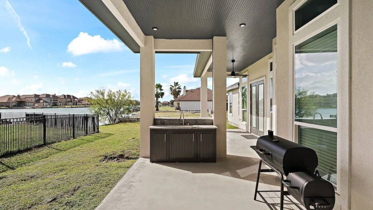 Photo of Patio Balcony in Robstown