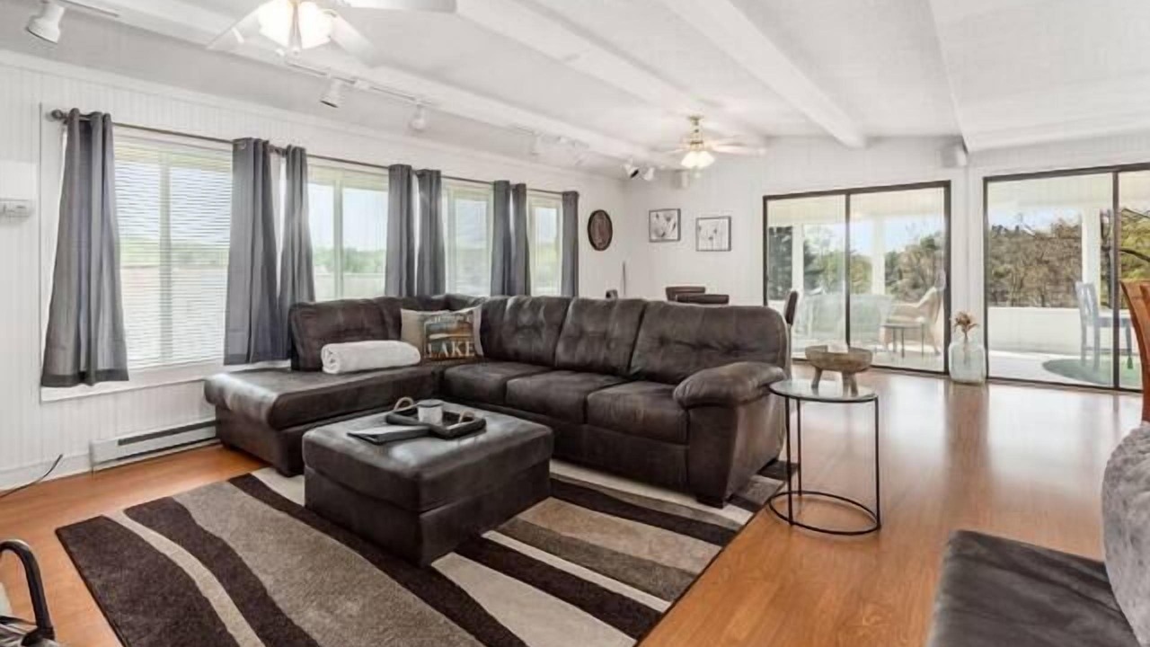 Photo of Livingroom in Howard