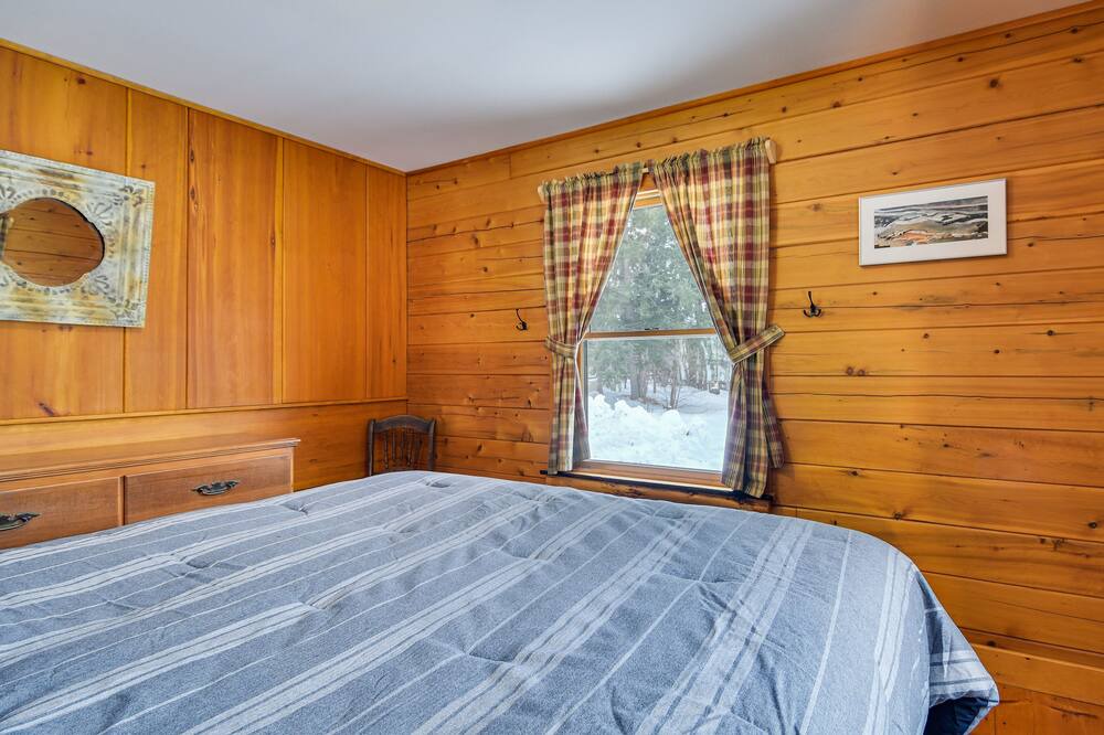 Photo of Bedroom in Weld