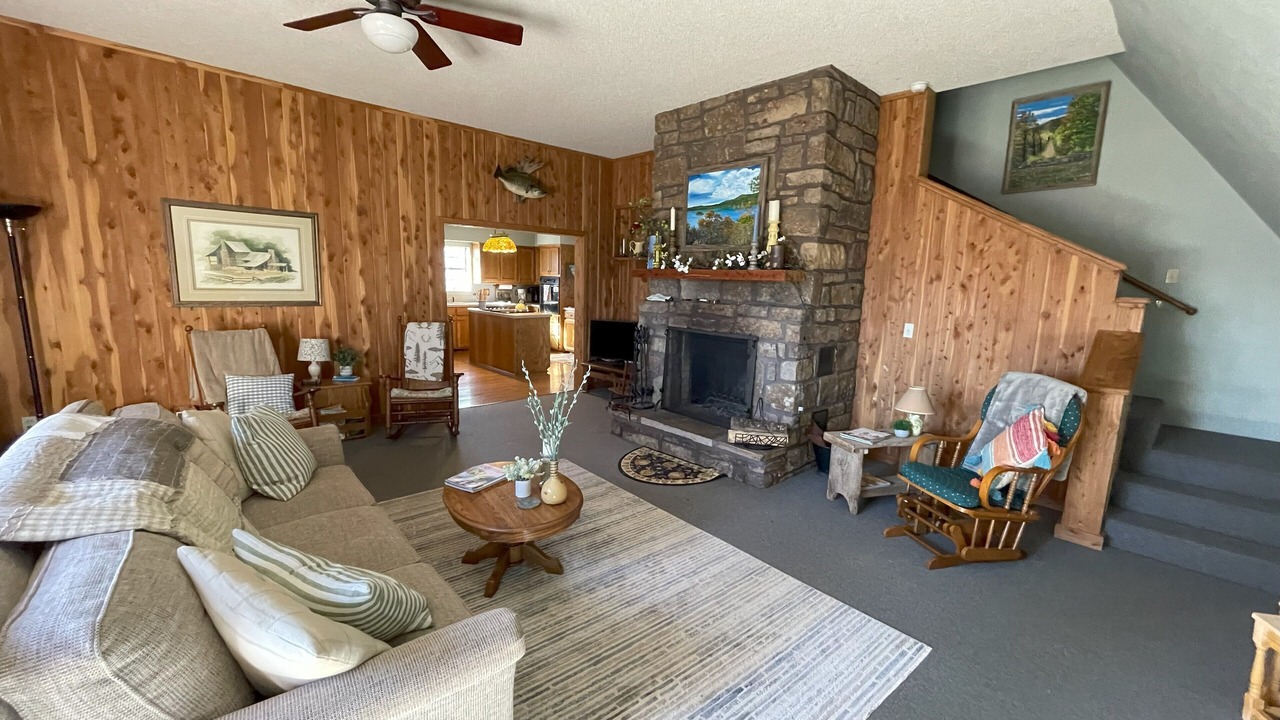 Photo of Livingroom in Waveland