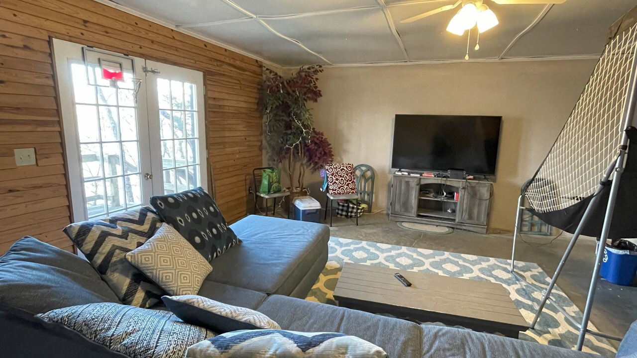 Photo of Livingroom in Waveland