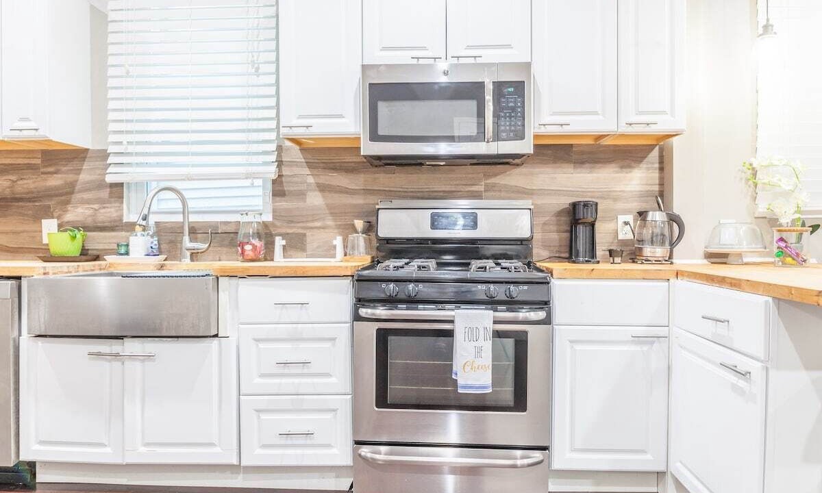 Photo of Kitchen in Front Park
