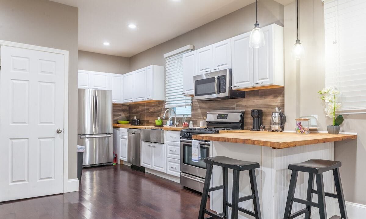 Photo of Kitchen in Front Park
