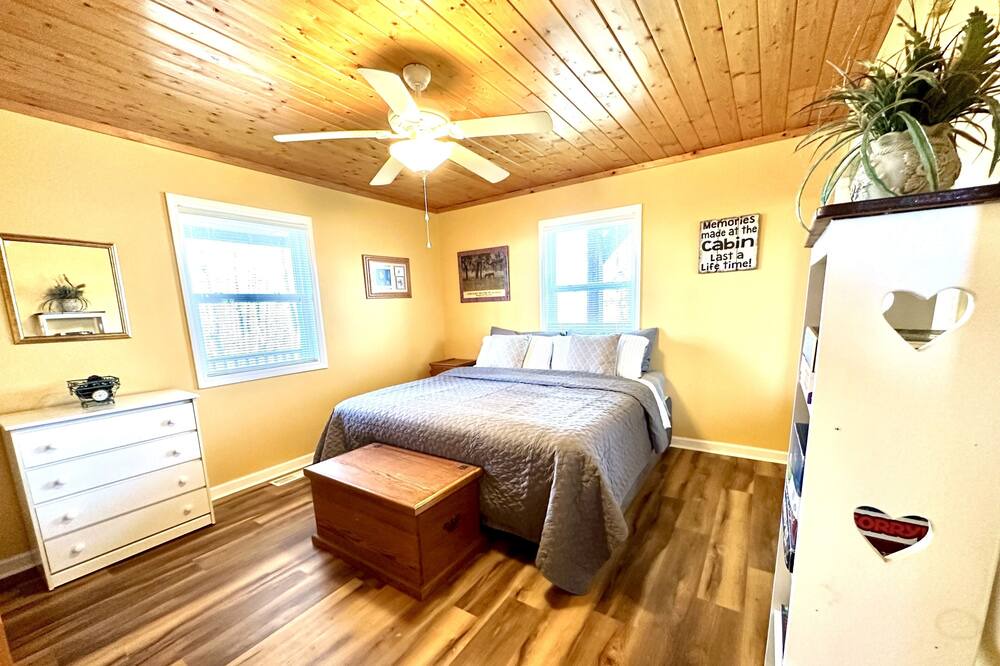 Photo of Bedroom in Andrews