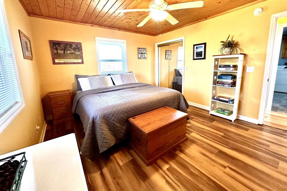 Photo of Bedroom in Andrews