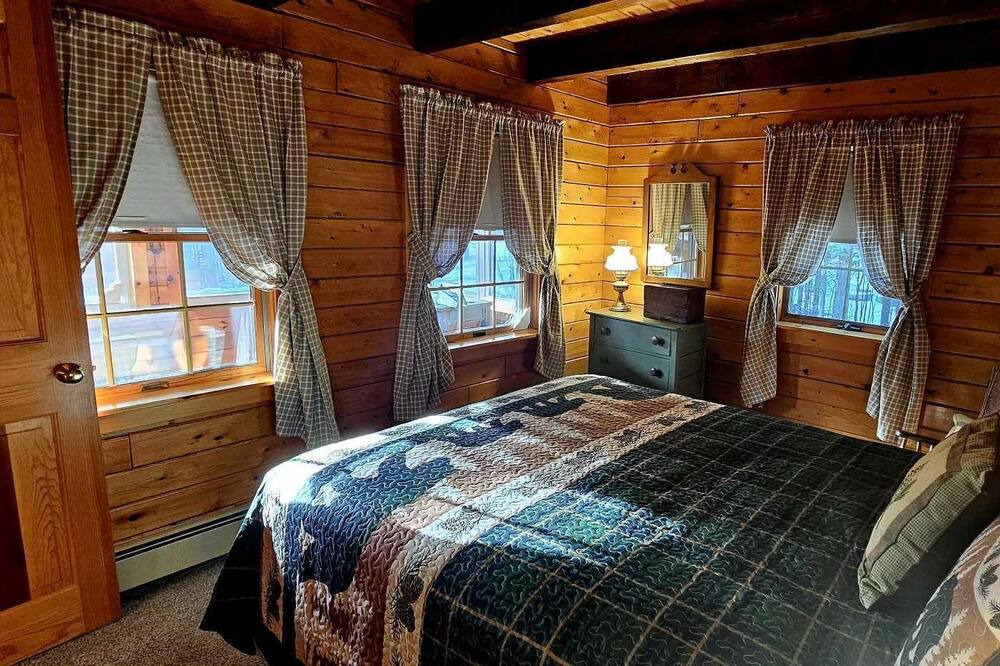 Photo of Bedroom in Beaver Cove