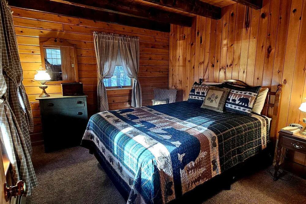 Photo of Bedroom in Beaver Cove