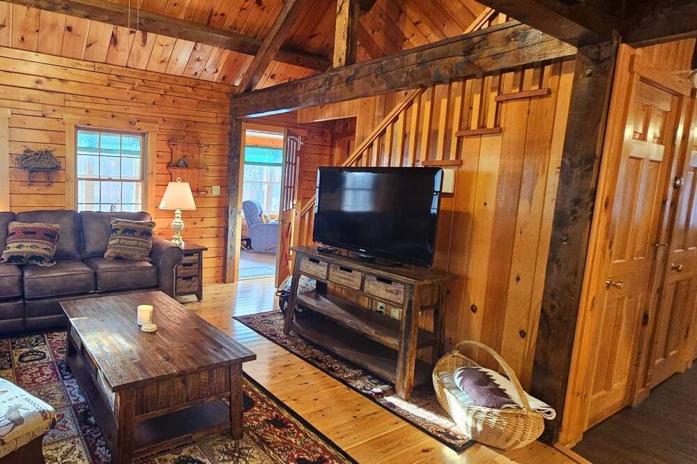 Photo of Livingroom in Beaver Cove