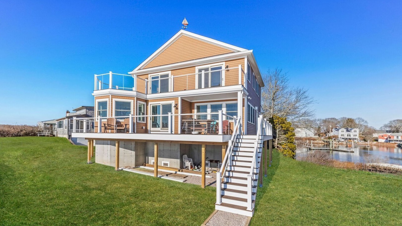 Photo of Outdoor in Narragansett