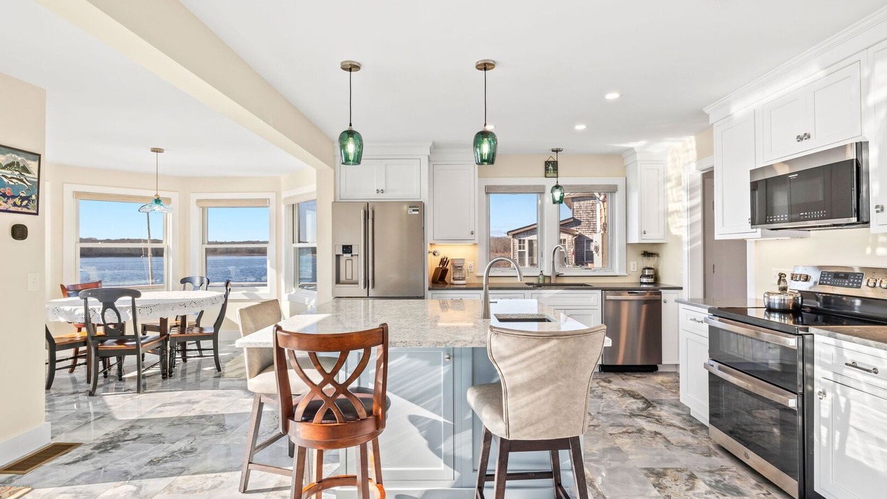 Photo of Kitchen in Narragansett