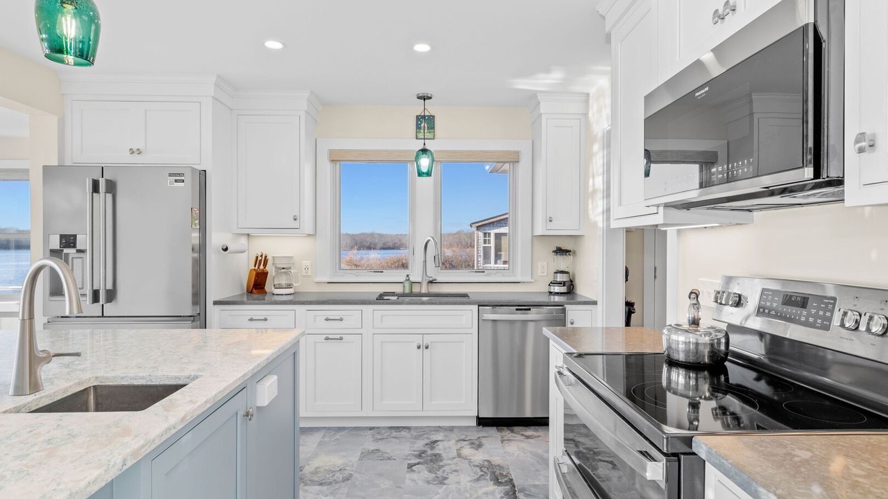 Photo of Kitchen in Narragansett