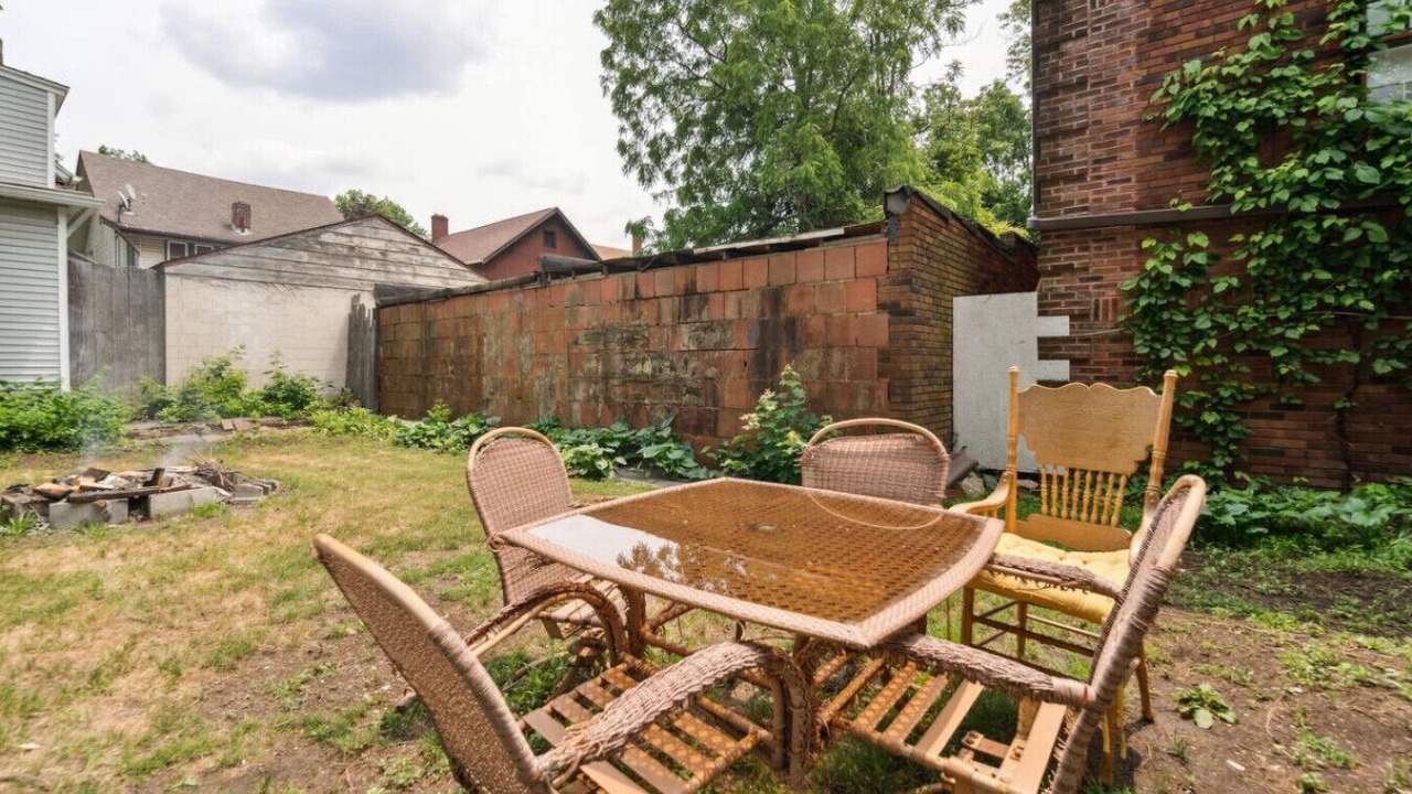 Photo of Outdoor in Akron