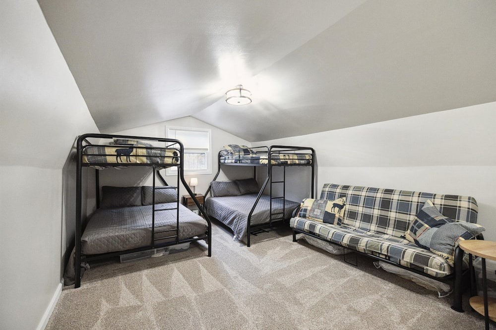 Photo of Bedroom in Tylersburg