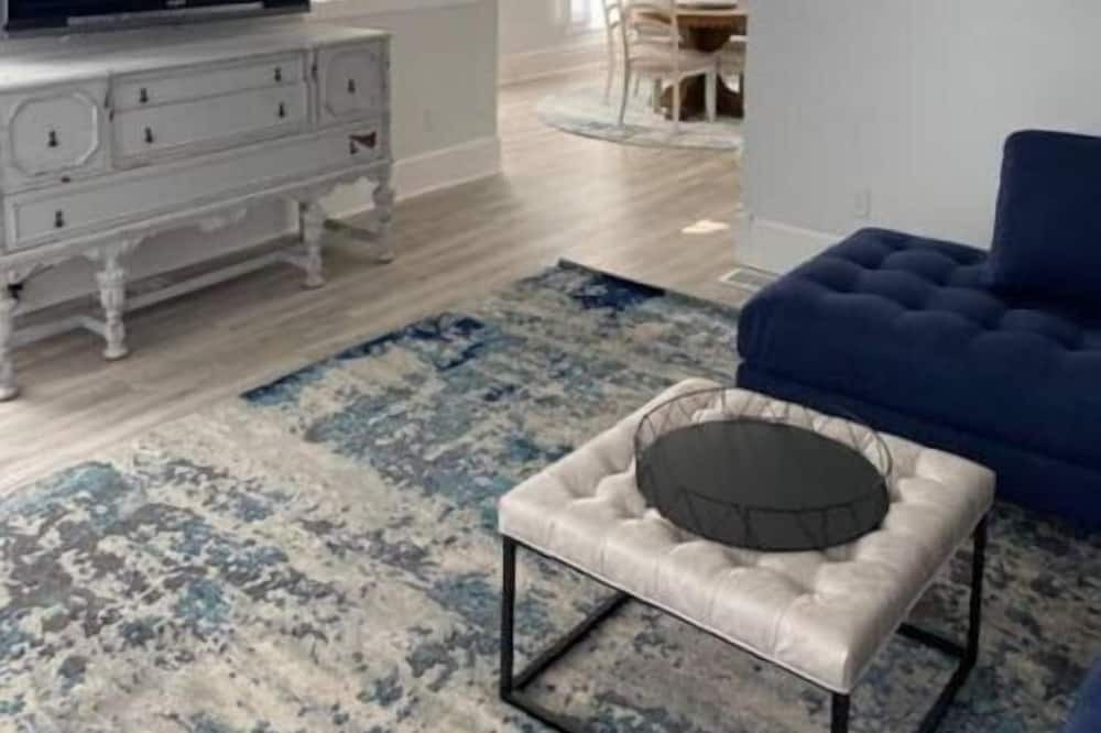 Photo of Livingroom in Hornell