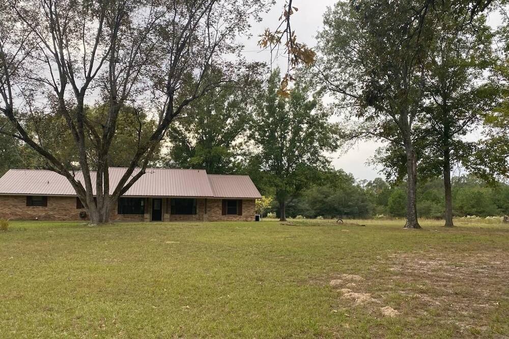 Photo of Outdoor in Linden