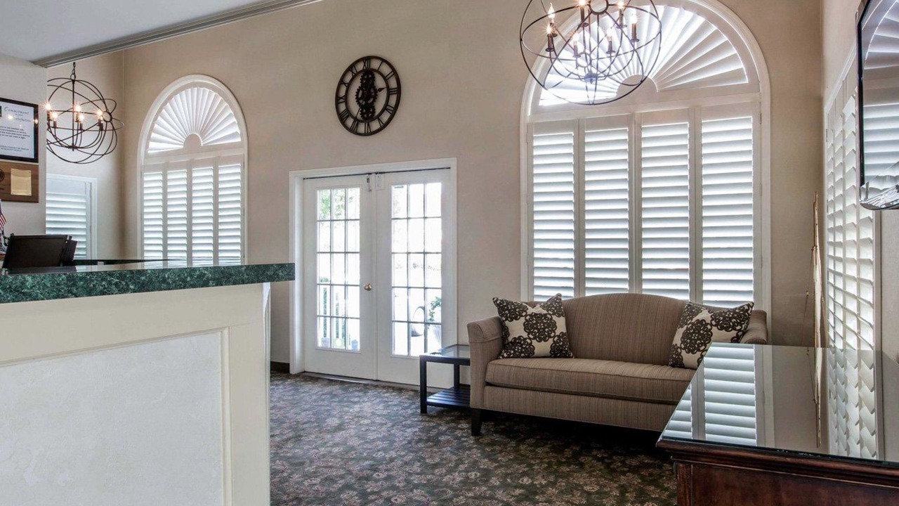 Photo of Livingroom in Lake George
