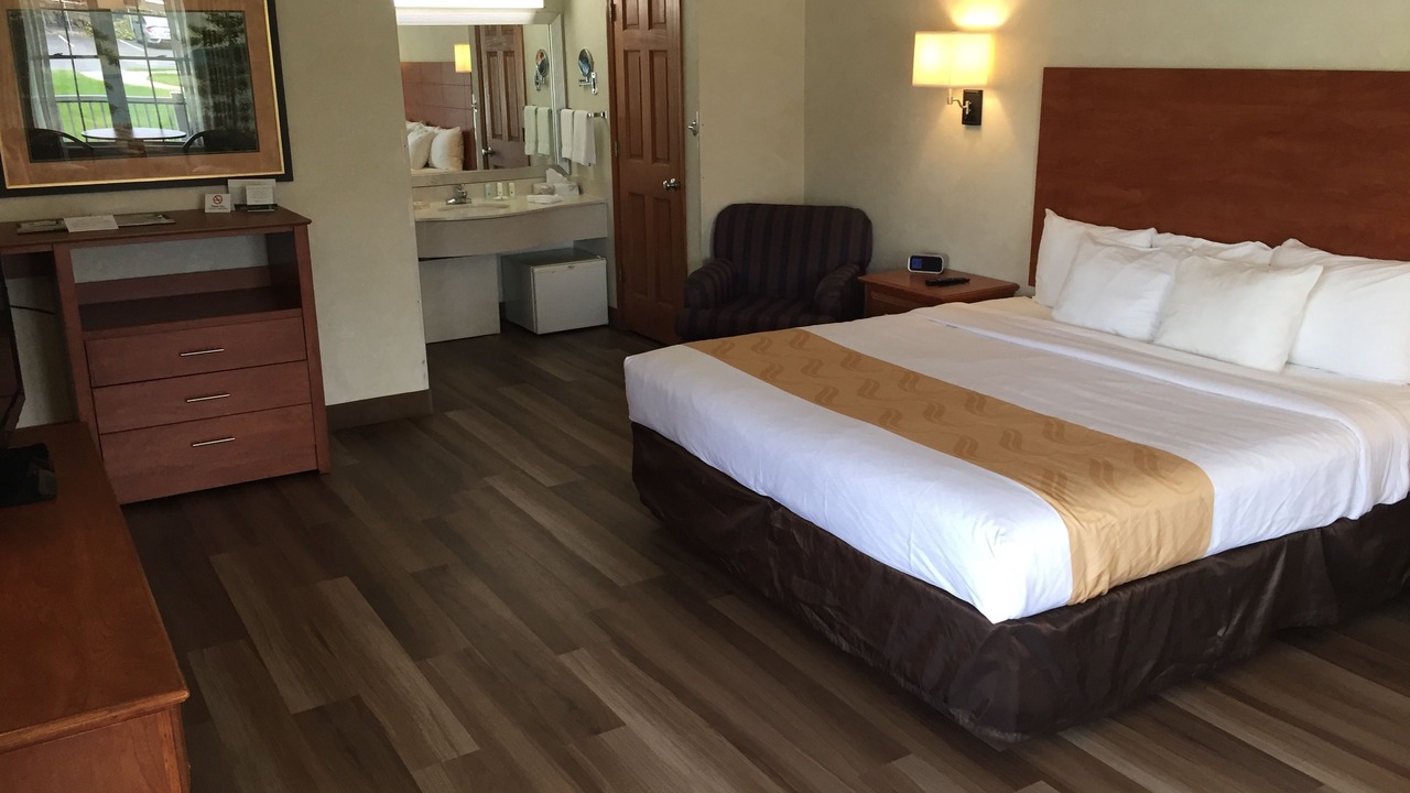 Photo of Bedroom in Lake George