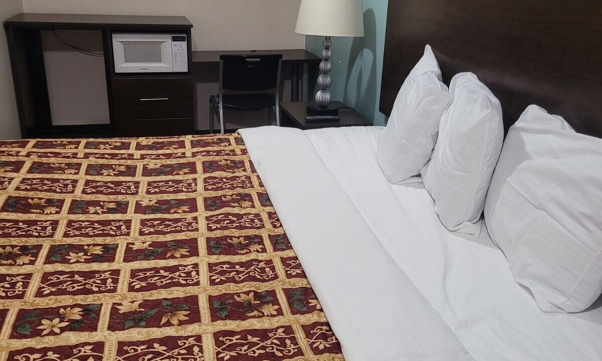 Photo of Bedroom in Niagara Falls