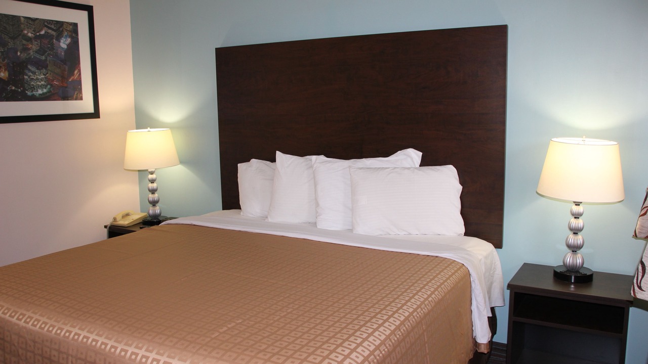 Photo of Bedroom in Niagara Falls