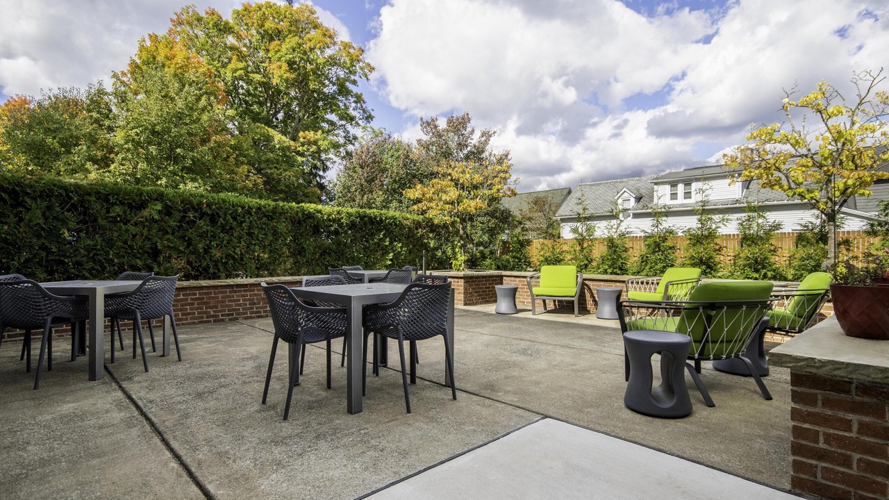 Photo of Patio Balcony in East Aurora