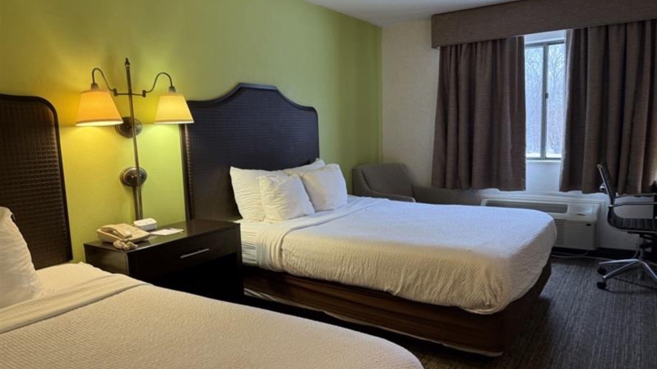Photo of Bedroom in Grove City