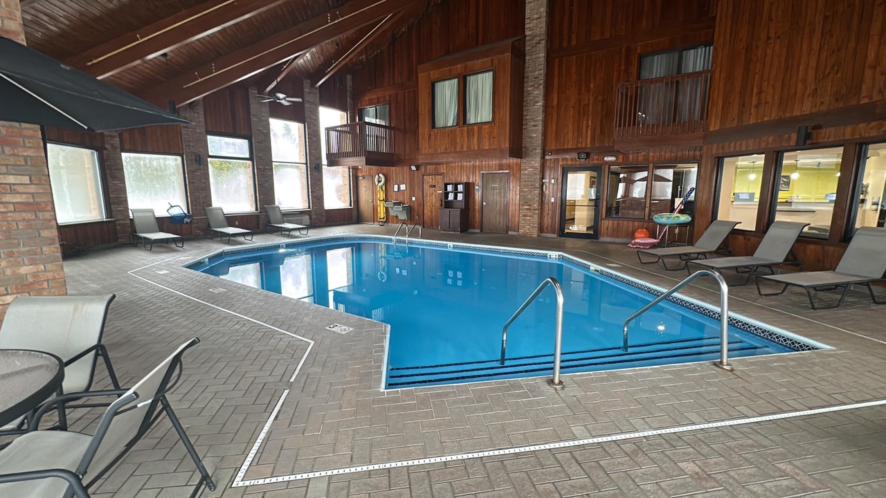 Photo of Outdoor in Grove City