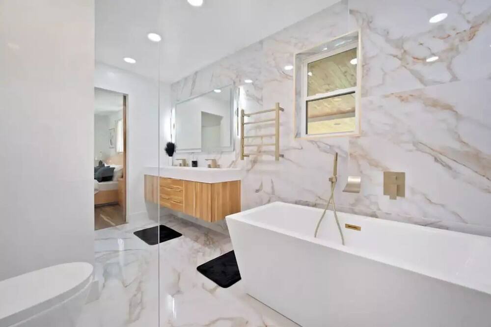 Photo of Bathroom in White Rock Hills