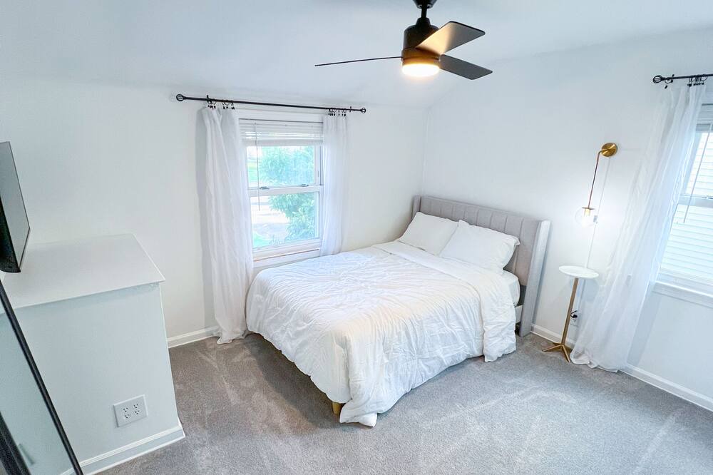 Photo of Bedroom in Athol Springs